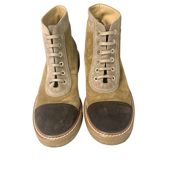 Chanel 2017 Interlocking CC Logo Two Tone Suede Lace-Up Ankle Boots Size IT 38 - Picture 2 of 16